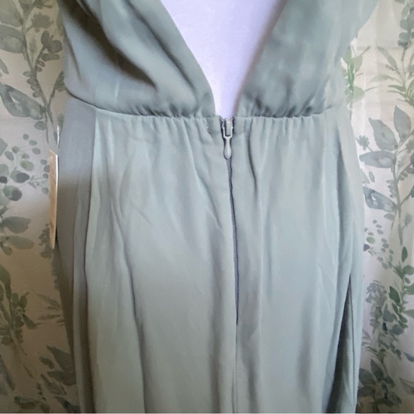 Show Me Your Mumu Jenn Maxi Dress NWT Silver Sage Crisp - Picture 10 of 11